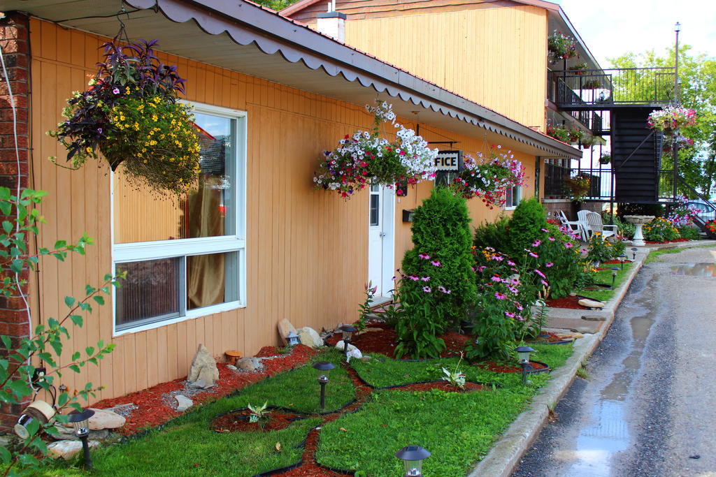 Motel Hawberry